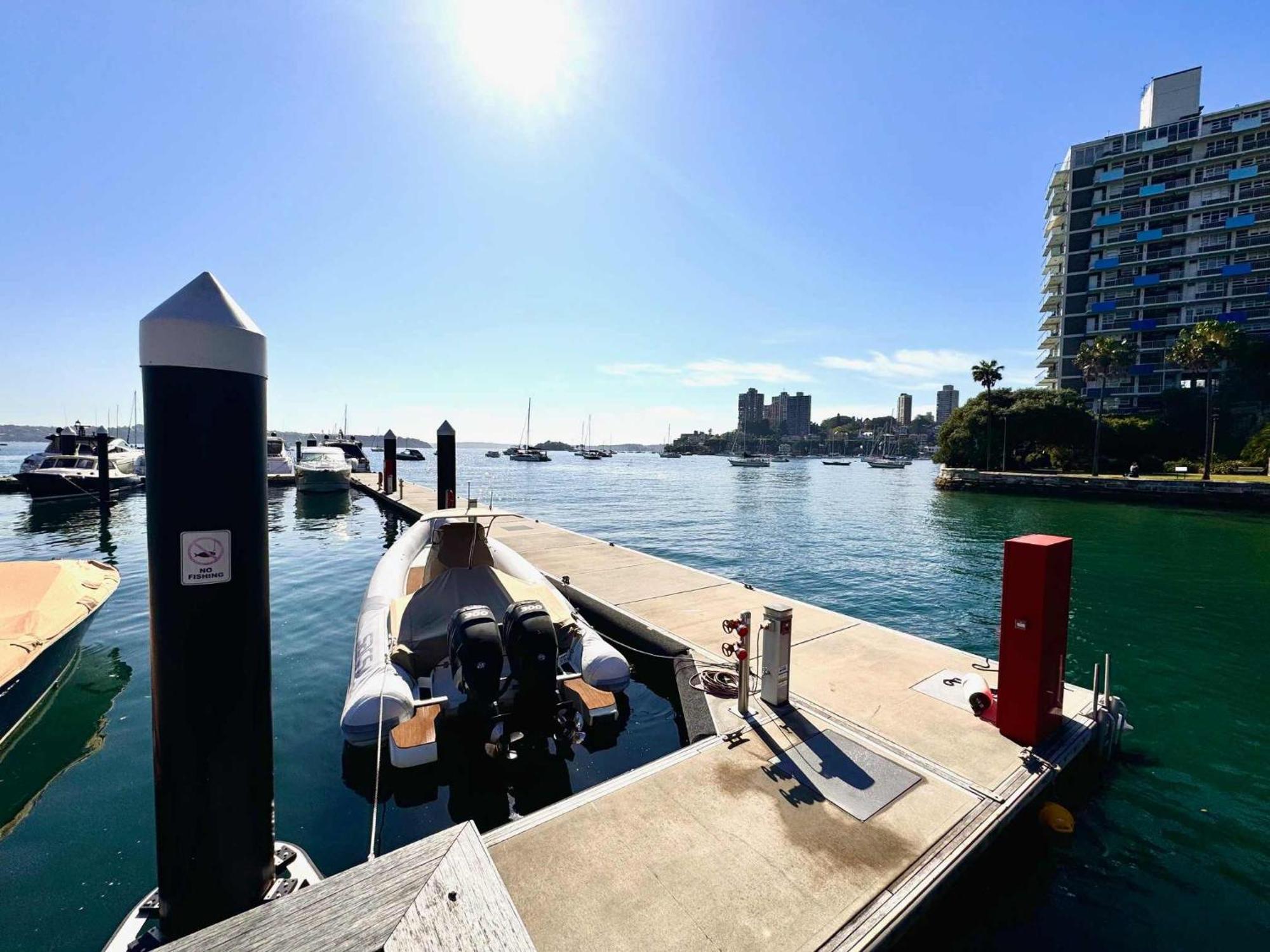 Studio Apt With Parking Balcony & Water Views Sídney Exterior foto